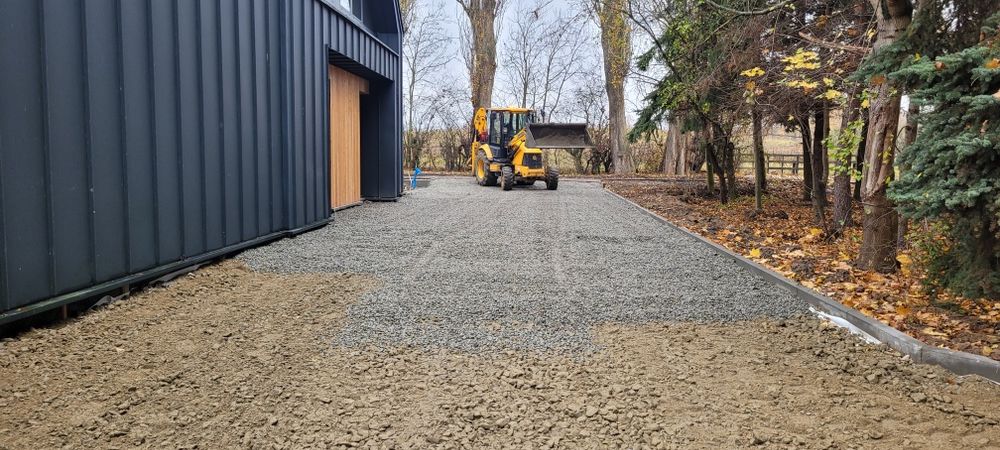 Równanie, niwelacja terenu, niwelowanie, glebobryzarka separacyjna