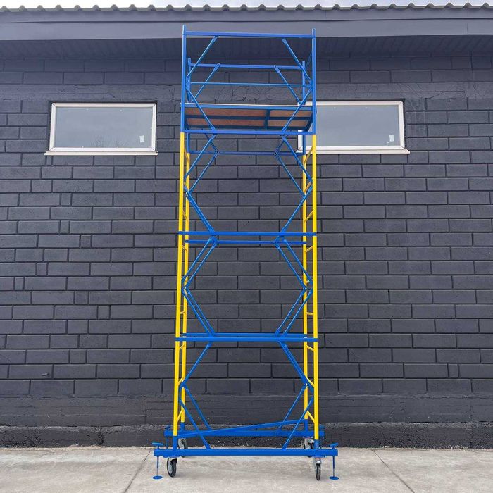 Вишки тури до 21 м, підмостки до 4.2м, риштування. Власне виробництво