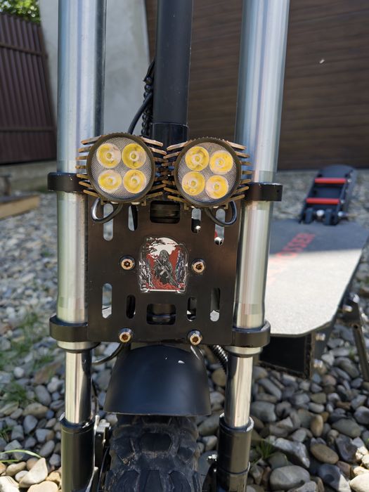 продам електросамокат Crosser Rocket 11