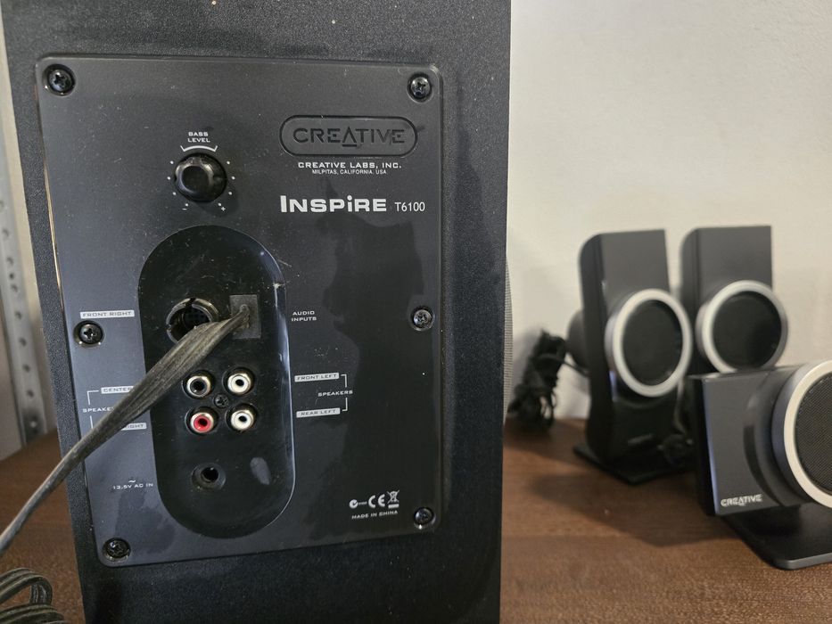 Colunas Som 5.1 Creative T6100