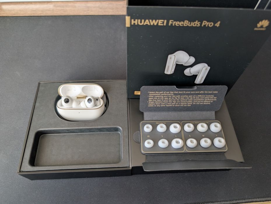 Навушники Huawei Freebuds 4 Pro