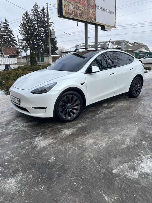 Tesla model Y Performance 2022