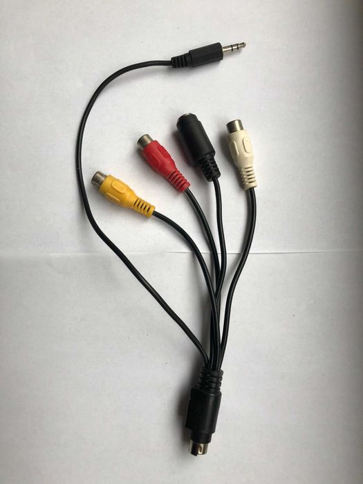 Kabelek rozdzielacz audio video 8 pin / cinch / 4 pin, adapter kabel