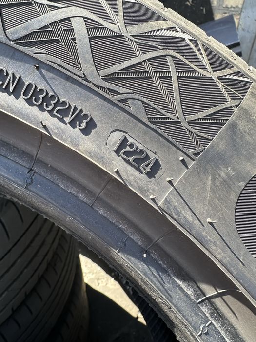 Шини літні Continental 235/55 R19 2024 рік