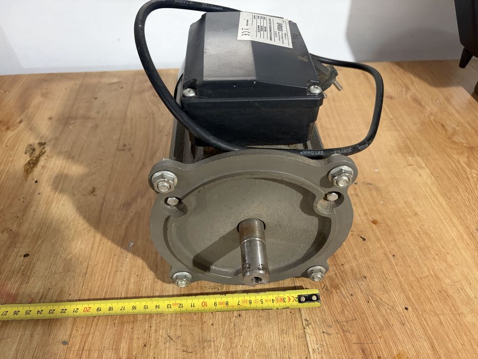 Silnik elektryczny 1.1 kw
