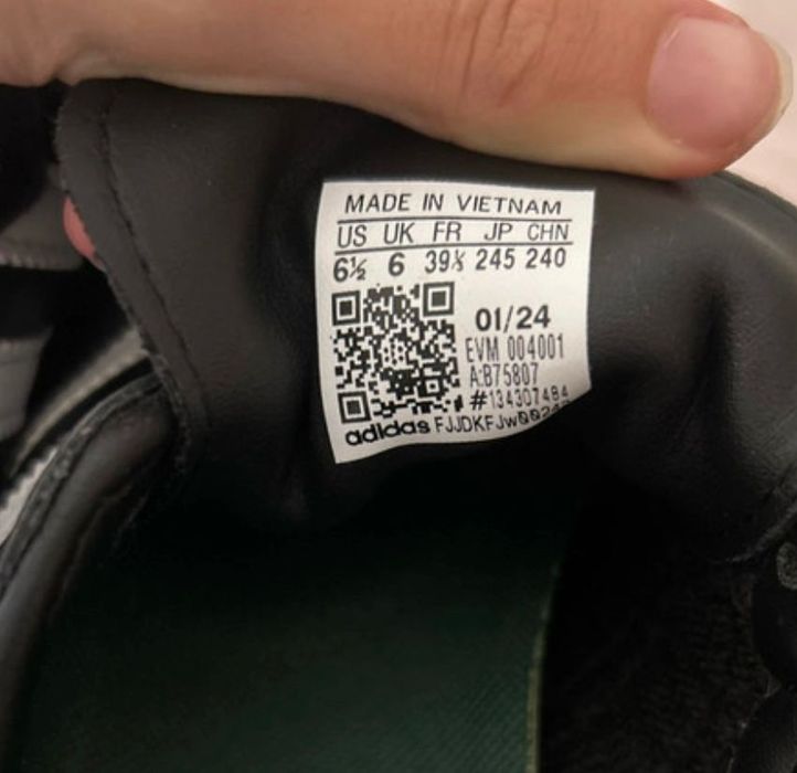 Tênis adidas samba preta