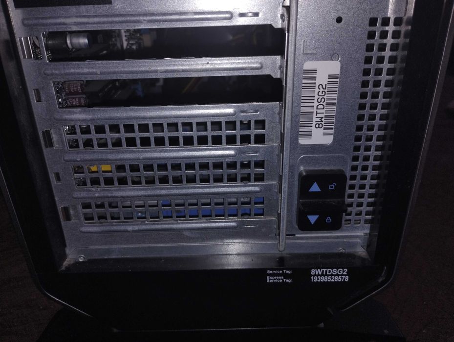 Alienware R5 | GTX 1080 FE | Intel i7-6700 | NVME | WiFi | 460W PSU