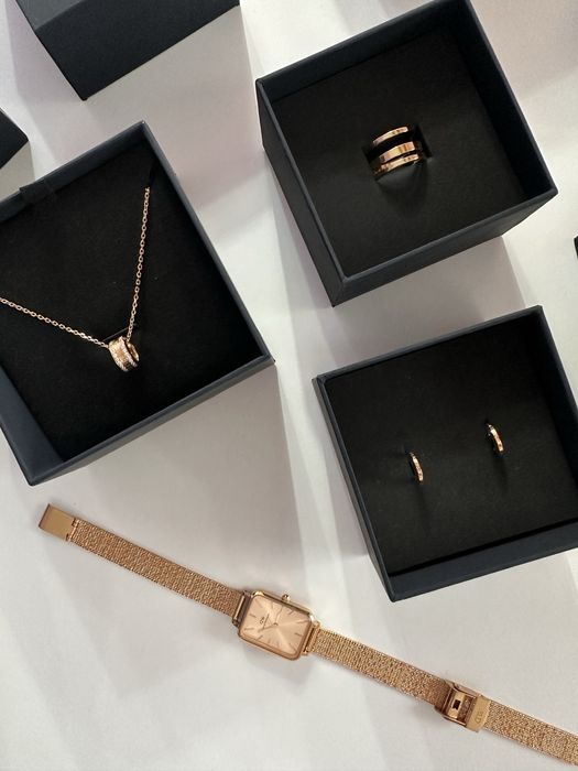 Biżuteria Daniel Wellington - różowe złoto.