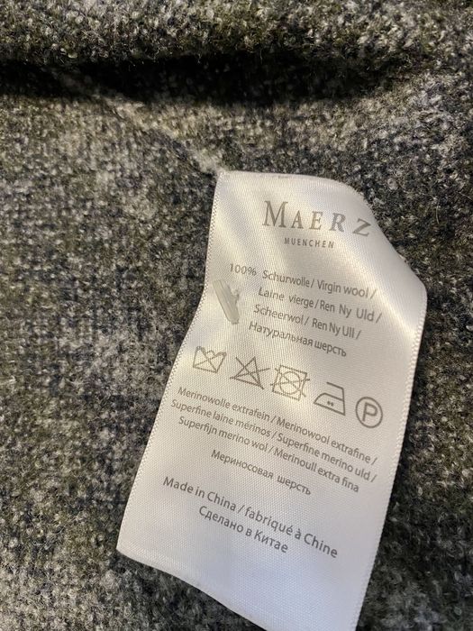 Wełniany kardigan sweter moro Maerz Muenchen xs virgin wool