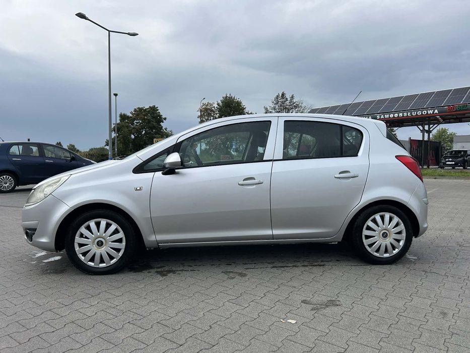Opel Corsa D 1.2 benzyna 2008r Navi do naprawy