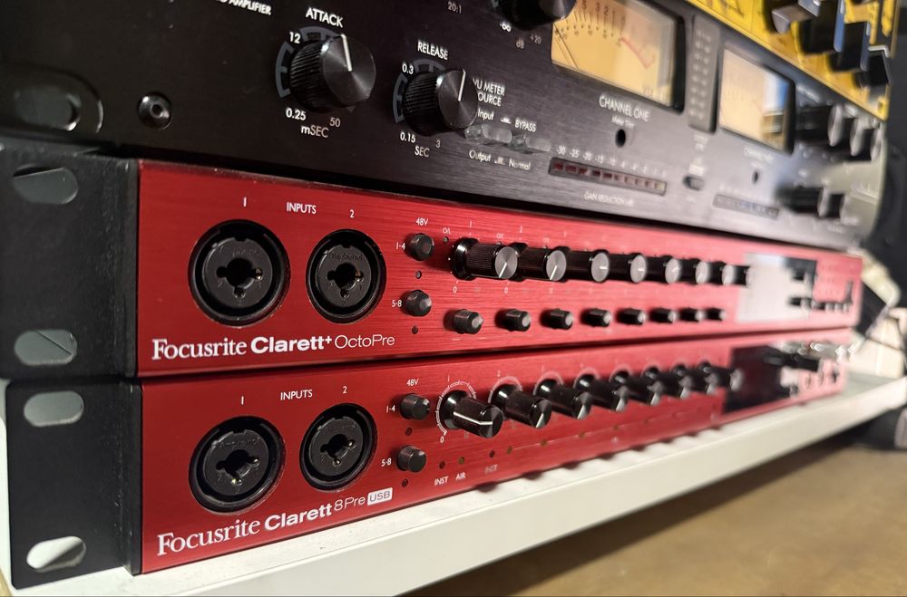 Focusrite CLARETT 8 pre/usb + CLARETT+Octopre
