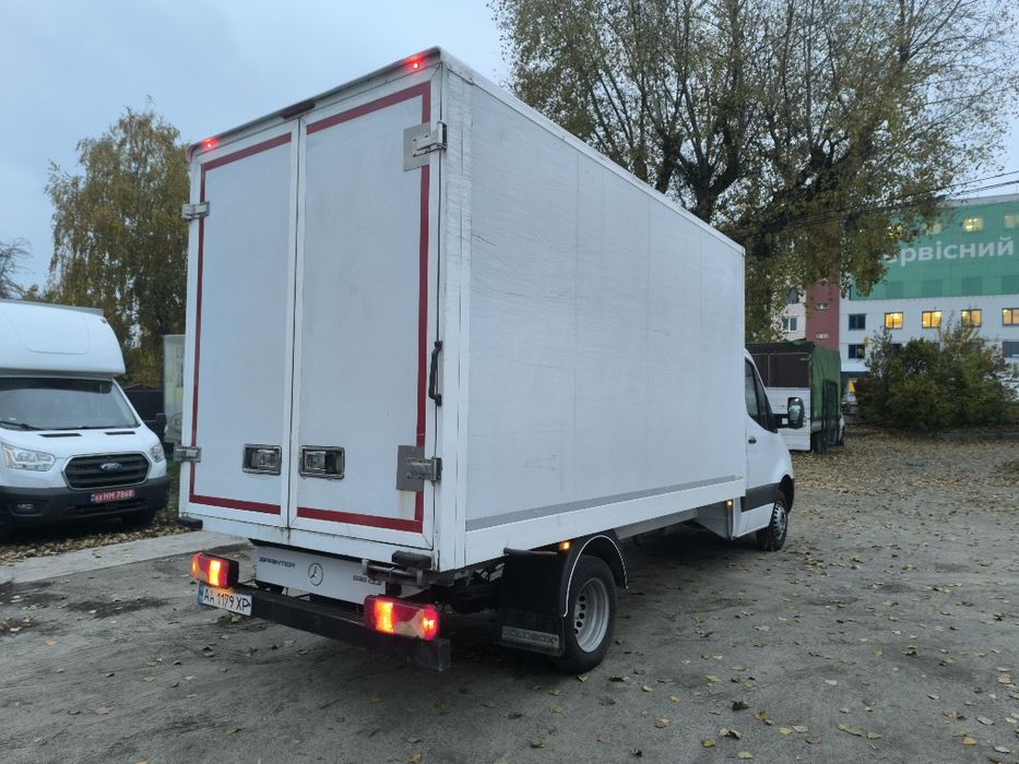 Оренда буса Mercedes Sprinter, прокат авто, будка, спарка, 3 тони