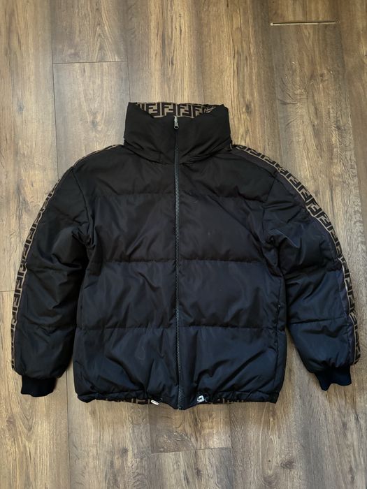 Пуховик Fendi Оригінал ( кофта, куртка, сумочка, плаття )