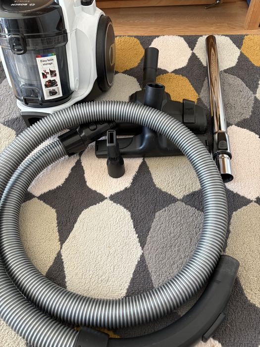 Aspirador bosch bagless