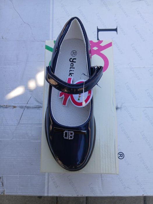 Туфлі для дівчат