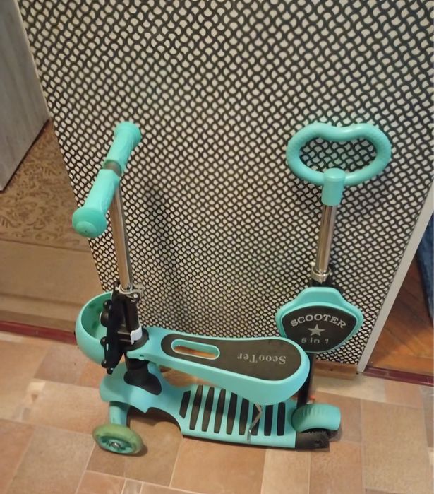 Самокат для детей от двух лет