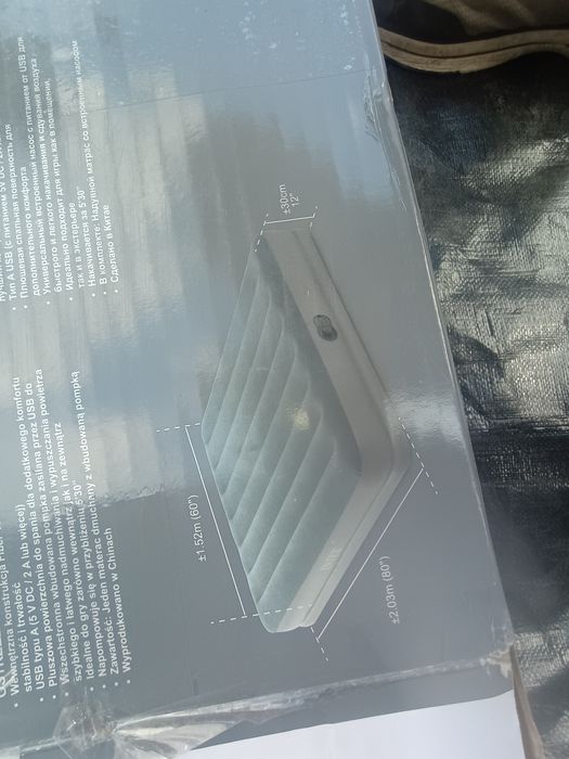 Materac samopompujący Intex USB
