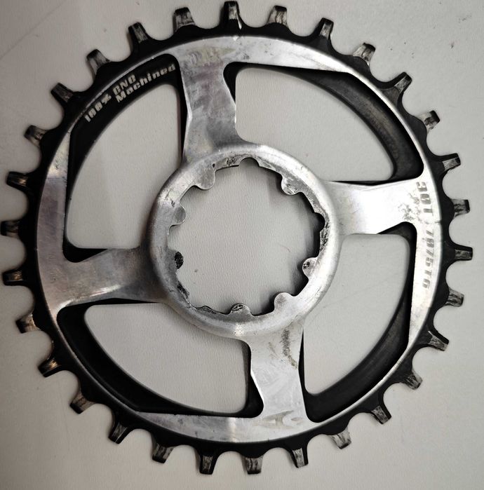 Tarcza - zębatka 100% CNC 30T 11 Speed