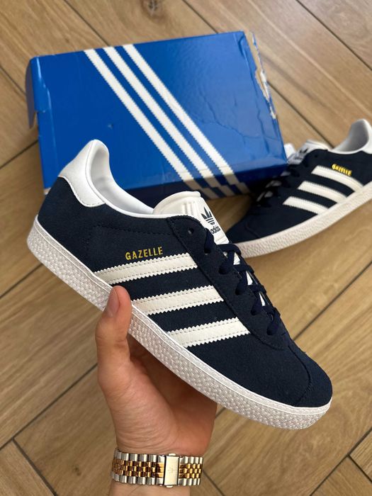 Adidas Gazelle J Granatowe Zamszowe Trampki Sneakersy Unisex Białe Paski Rozmiar 38 2/3 Nowe Oryginalne Z Pudełkiem