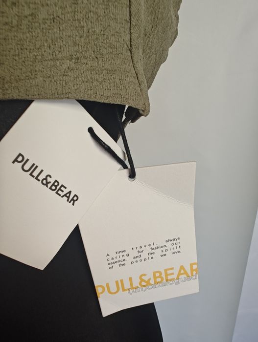 Pull& bear top nowy z metką khaki XS