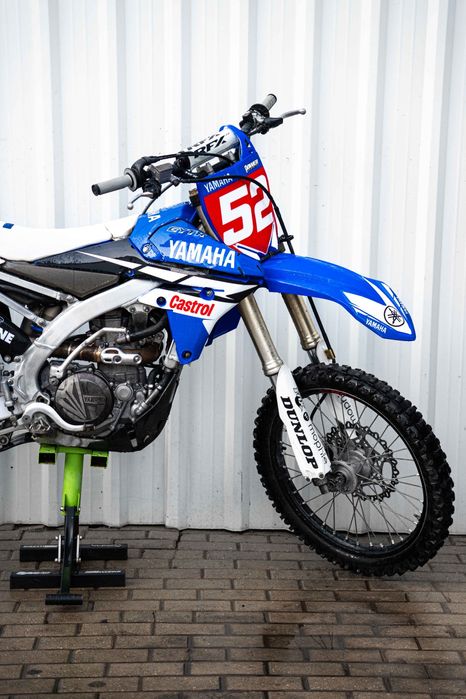 YAMAHA YZF 450 AKRAPOVIC INJEÇÃO ATÉ 58€/MÊS