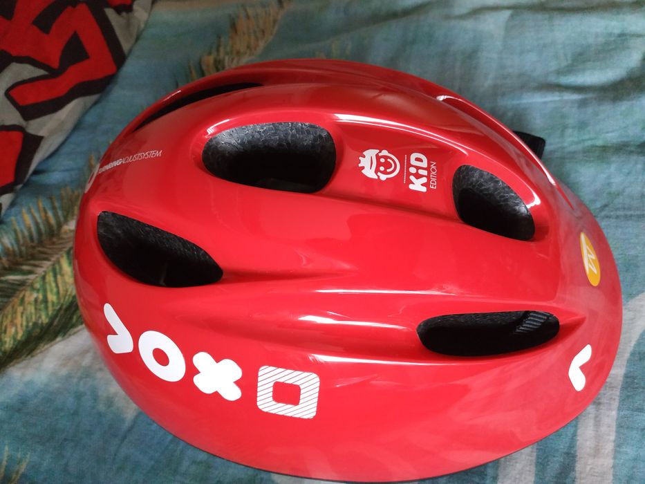 Capacete de criança para bicicleta