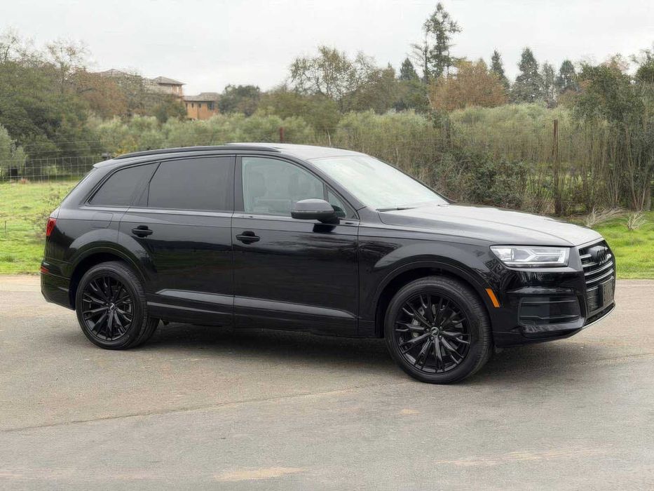 Audi Q7      2019