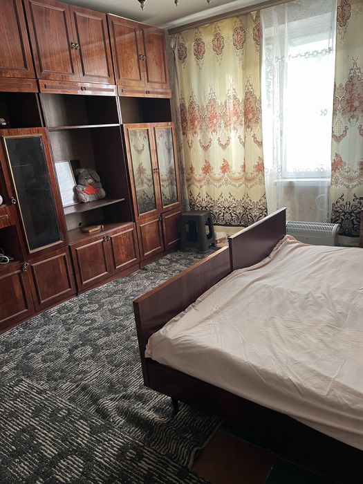 Здам кімнату для двох  в 3-к квартирі