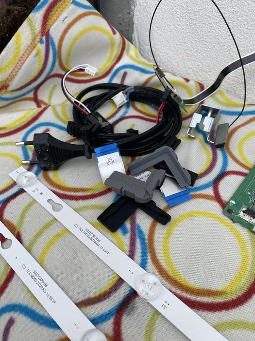 Peças Televisão TCL 32ES560