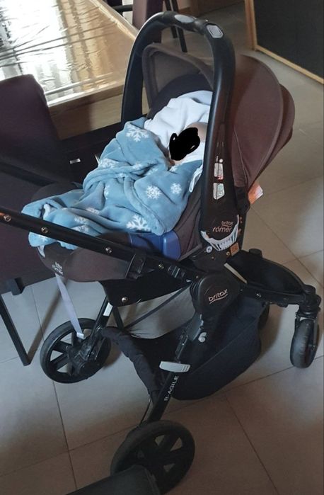 Combo ovo e carrinho para bebé Britax Rommer com adaptador isofix
