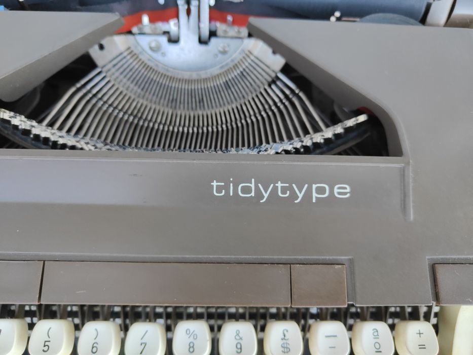 Máquina de escrever Messa Tidytype