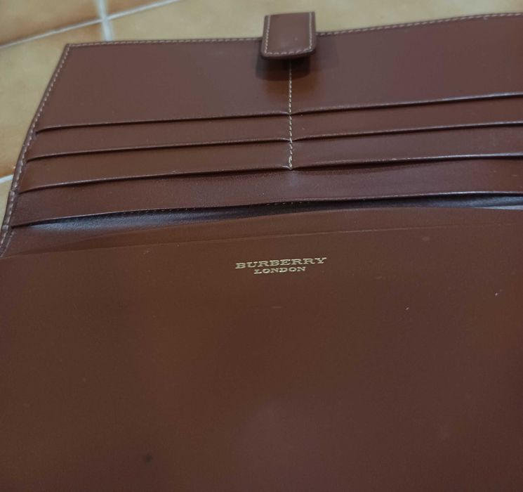 Carteira Burberry