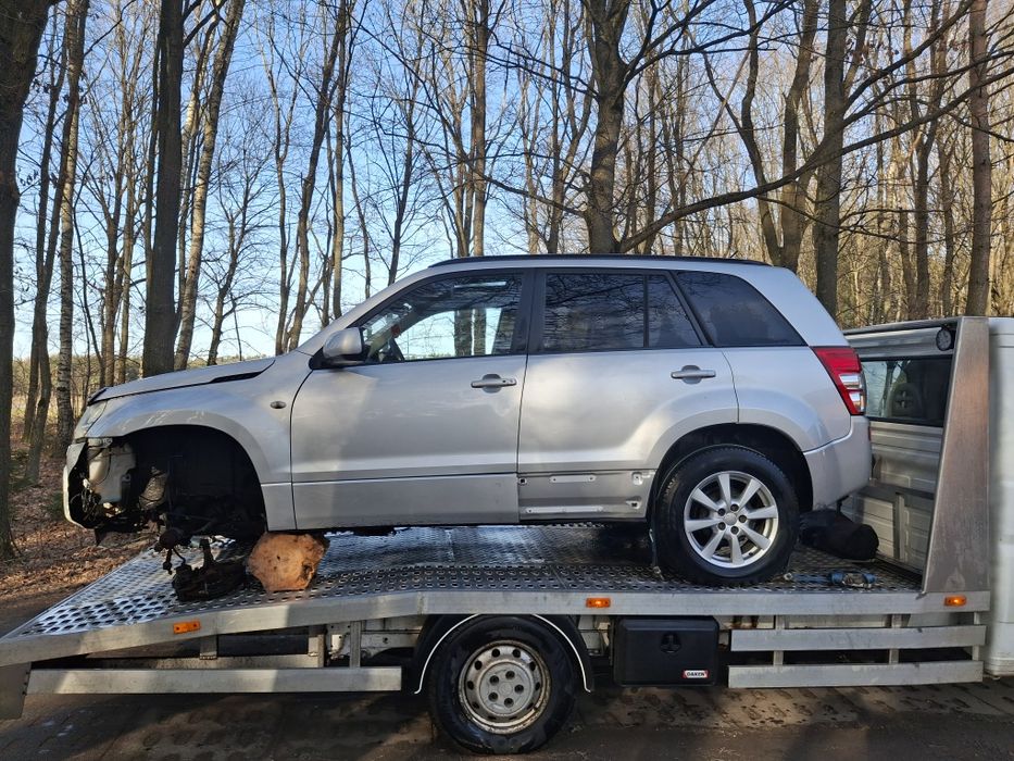 Suzuki Grand Vitara 4x4  2.0benzyna LPG skóry bixenon  climatronic