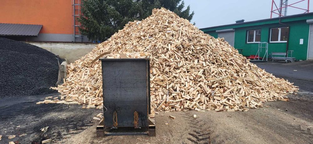 Drewno opałowe sosnowe