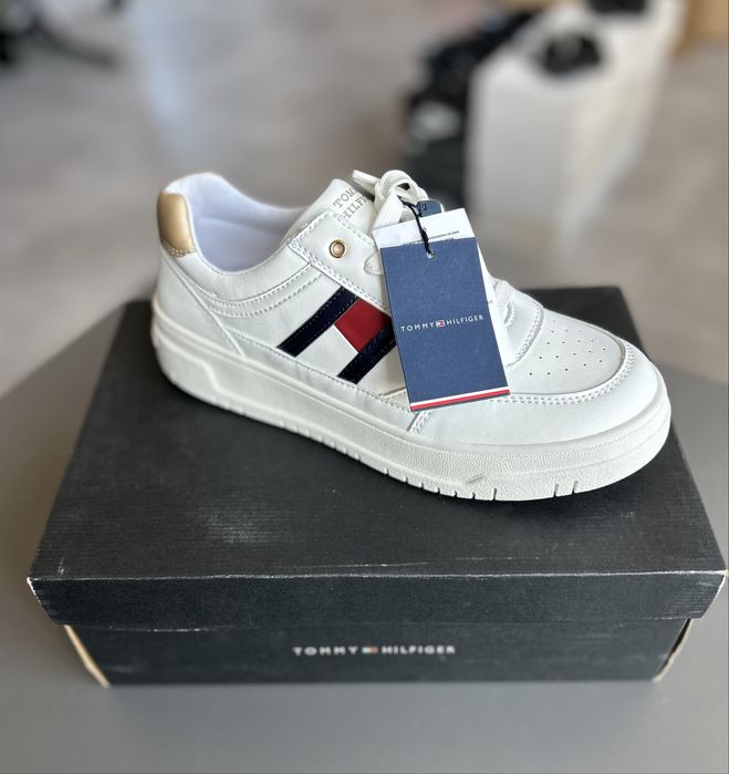 Жіночі кросівки Tommy Hilfiger