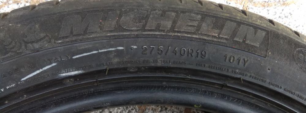4 Pneus 275/40/19 Michelin Primacy 3