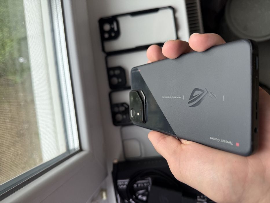 Продам рог 8 12/256