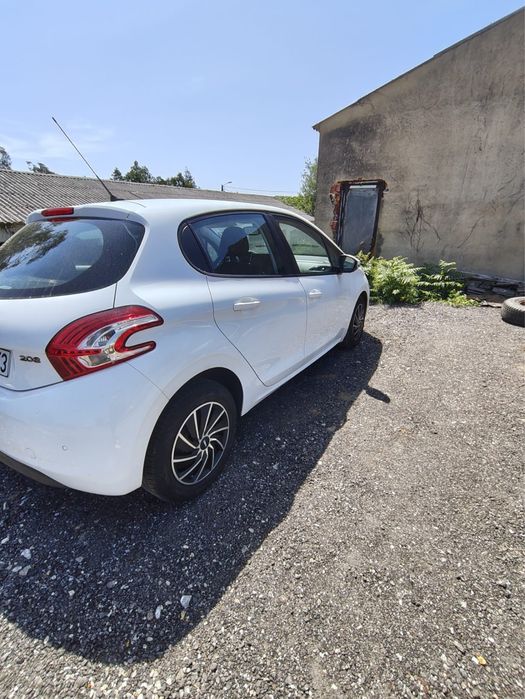Peugeot 208 Limited