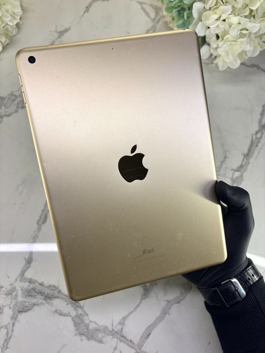 Чудовий iPad 5 128GB Gold 88%АКБ Wi-Fi (Магазин Гарантія)