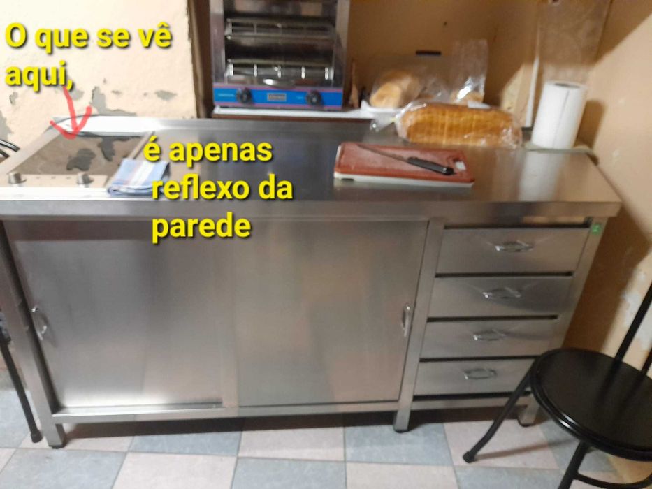 Bancada em Aço Inoxidável com Placa Eléctrica encastrada