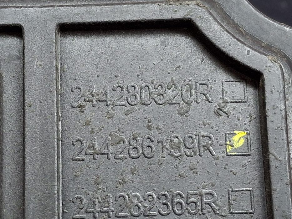 Base / caixa da bateria DACIA Sandero II (5S_)