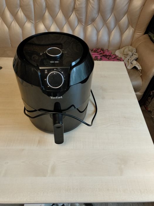 Продам Аерогріль Тефаль В хорошому состоянії почті нове