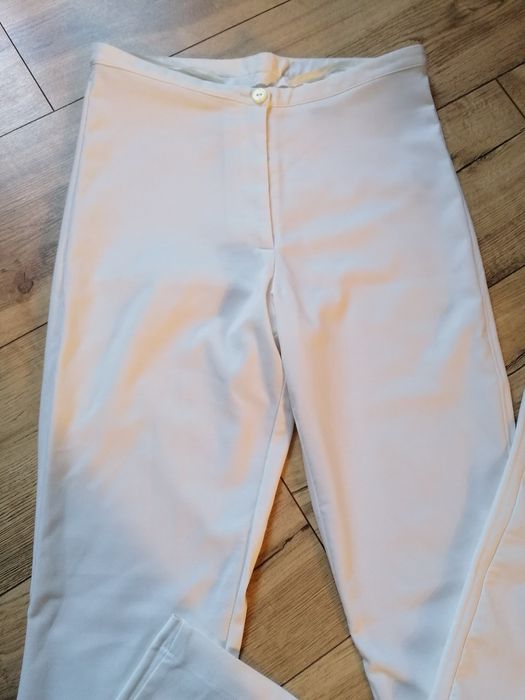 Spodnie firmy Clothes