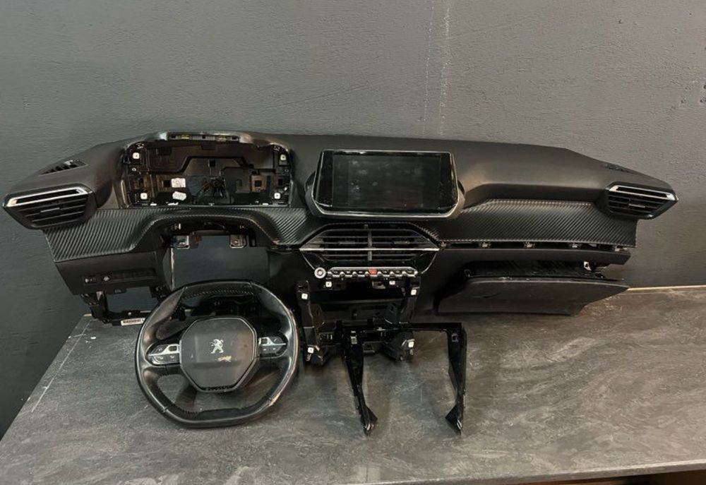 Tablier Peugeot 208 / 2008