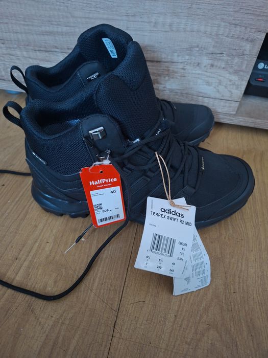 Adidas terrex 40