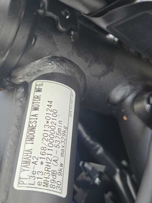 Vendo Yamaha YZF320-A — Apenas 2.063 km!