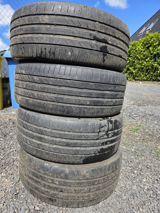 Opony letnie Continental 235/45/19