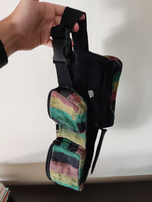 Bola de pôr à tiracolo