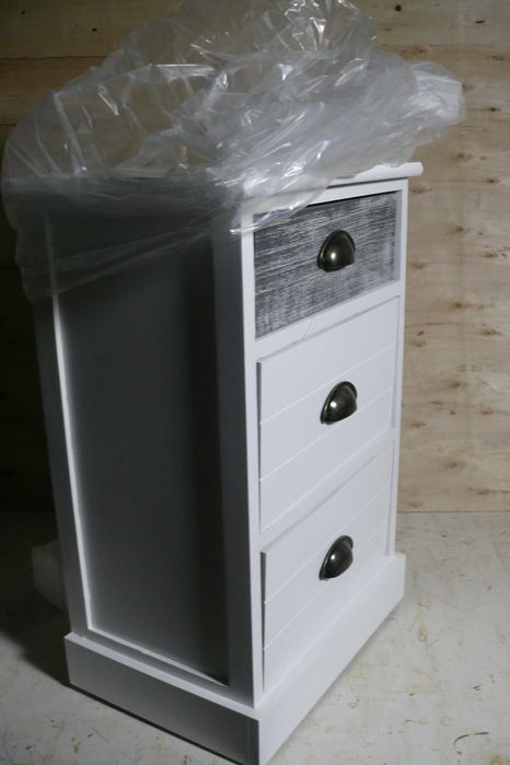 Cômoda Madeira maciça