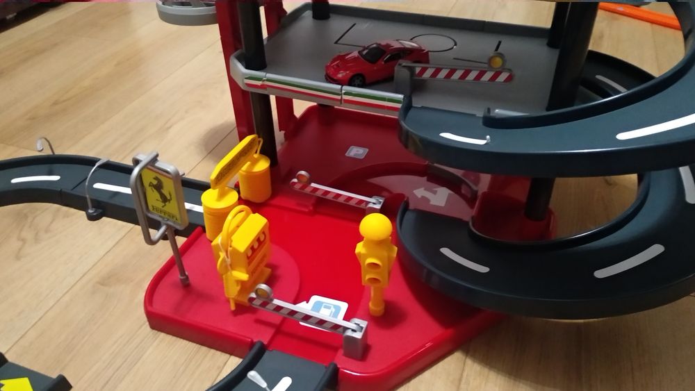 burado ferrari 3 уровня с лифтом парковка гараж